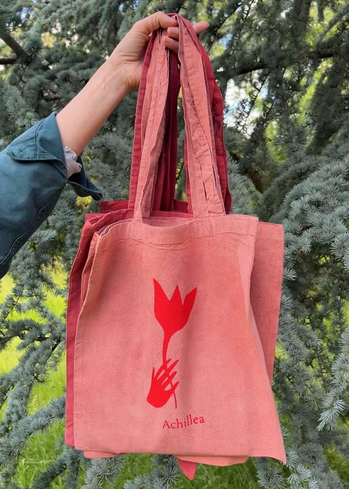 Achillea Tote Bag