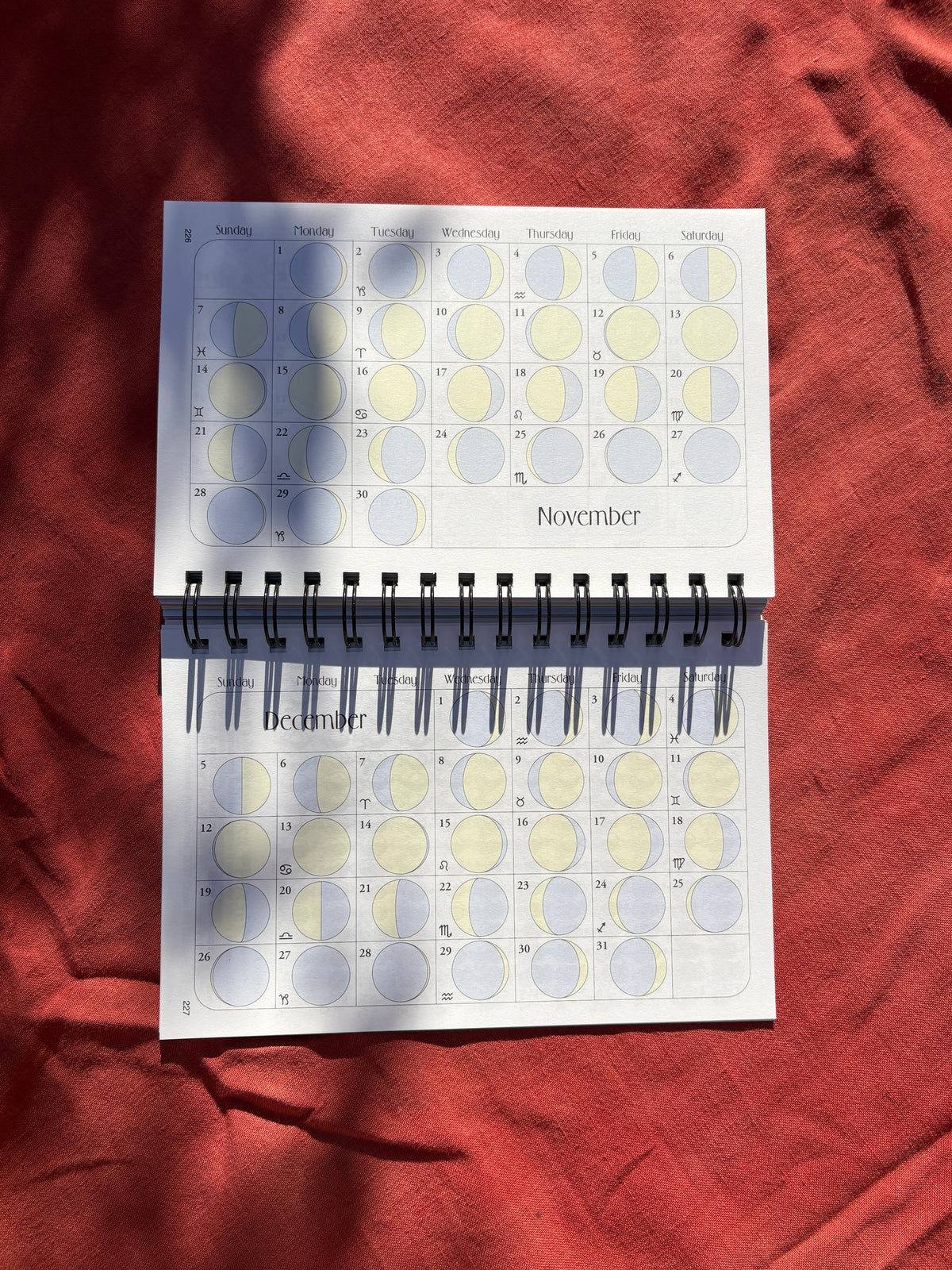 2027 We'Moon Diary