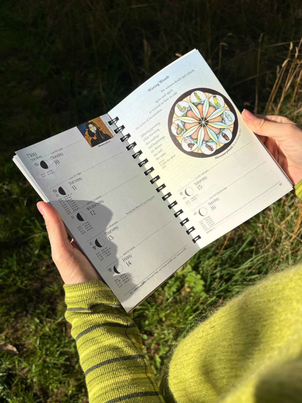 2027 We'Moon Diary